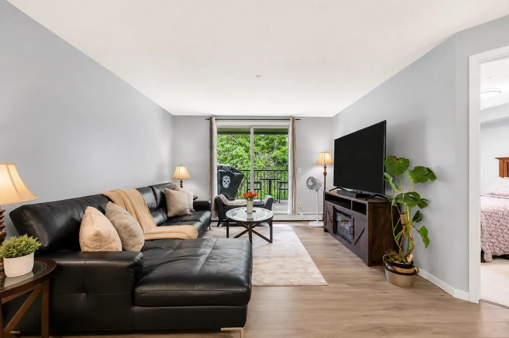 16969 24 Street SW Calgary AB T2Y0L2