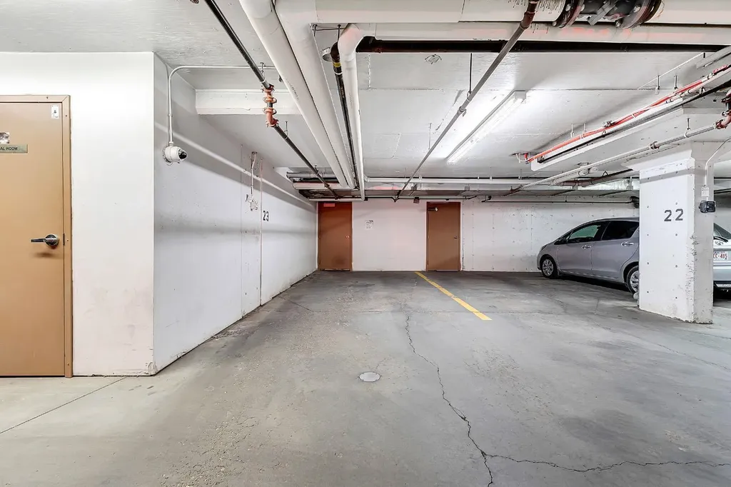 16969 24 Street SW Calgary AB T2Y0L2