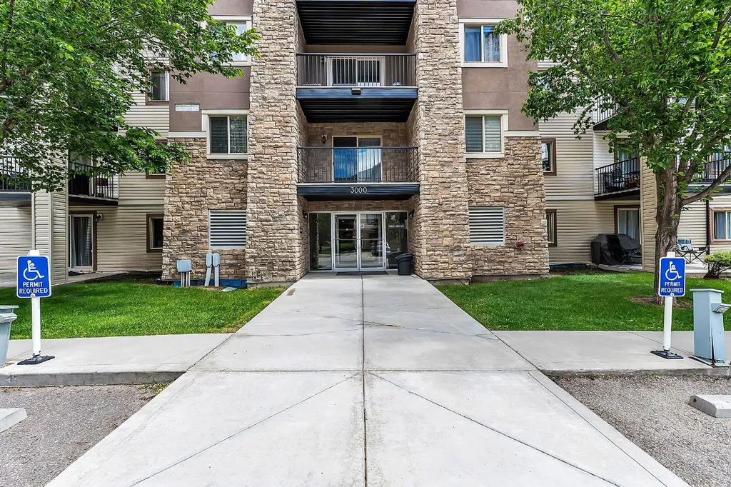 16969 24 Street SW Calgary AB T2Y0L2