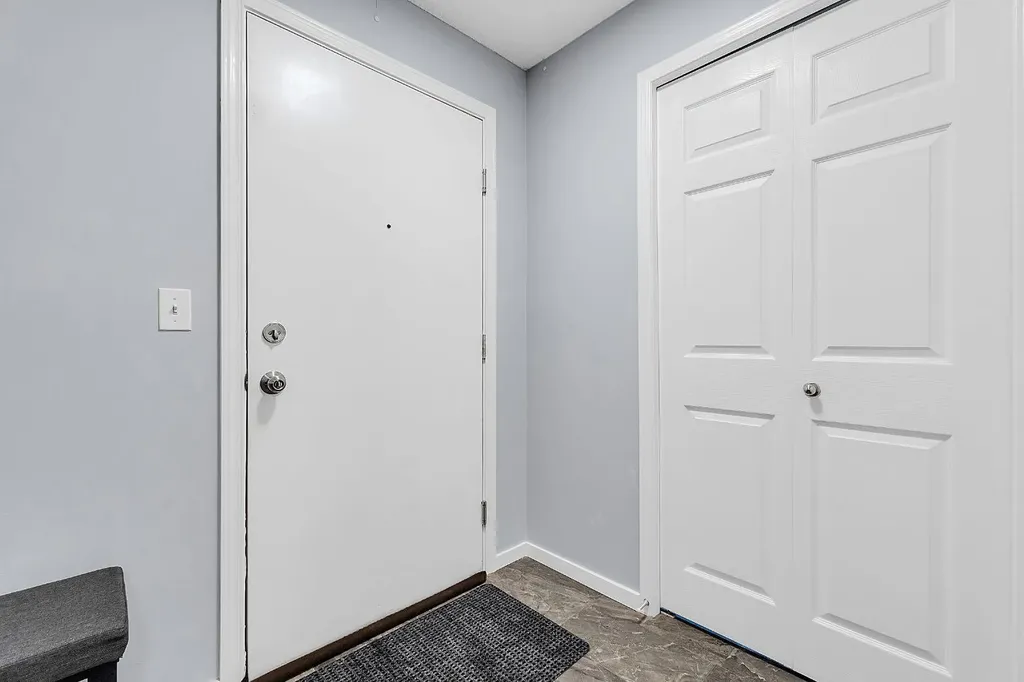 16969 24 Street SW Calgary AB T2Y0L2