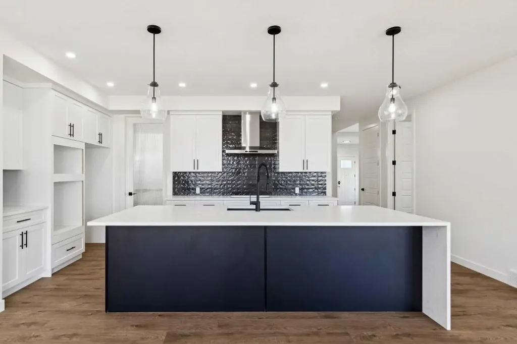 246 Dawson Wharf Rise Chestermere AB T1X2W2