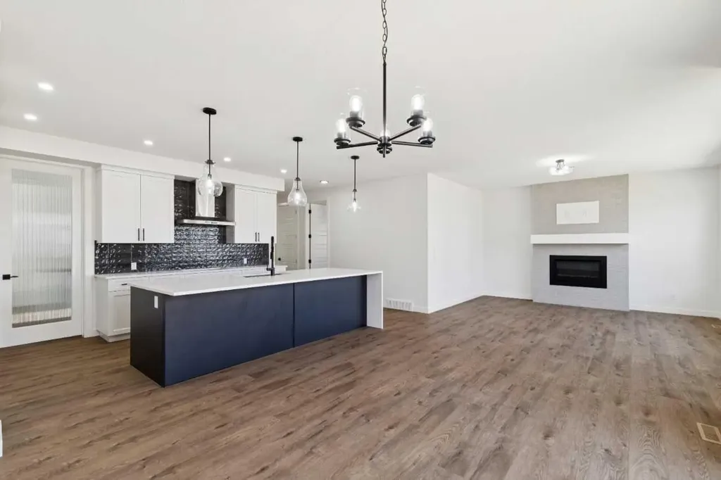 246 Dawson Wharf Rise Chestermere AB T1X2W2