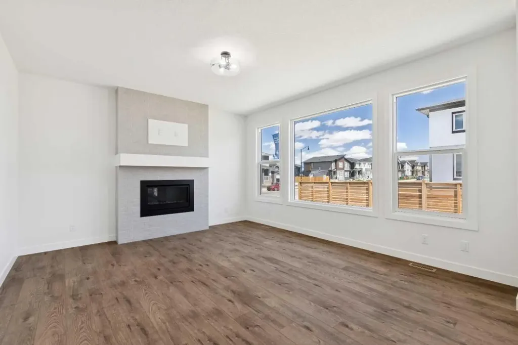 246 Dawson Wharf Rise Chestermere AB T1X2W2