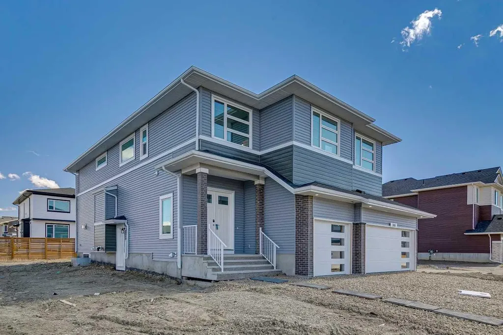 246 Dawson Wharf Rise Chestermere AB T1X2W2
