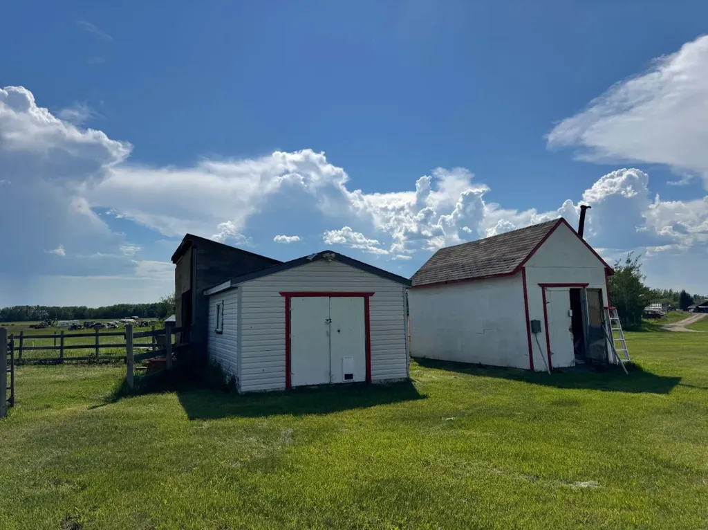 32063A 742 Township Teepee Creek AB T0H 0G0