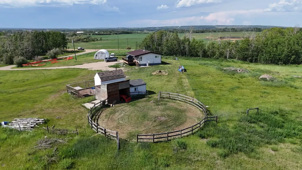 32063A 742 Township Teepee Creek AB T0H 0G0