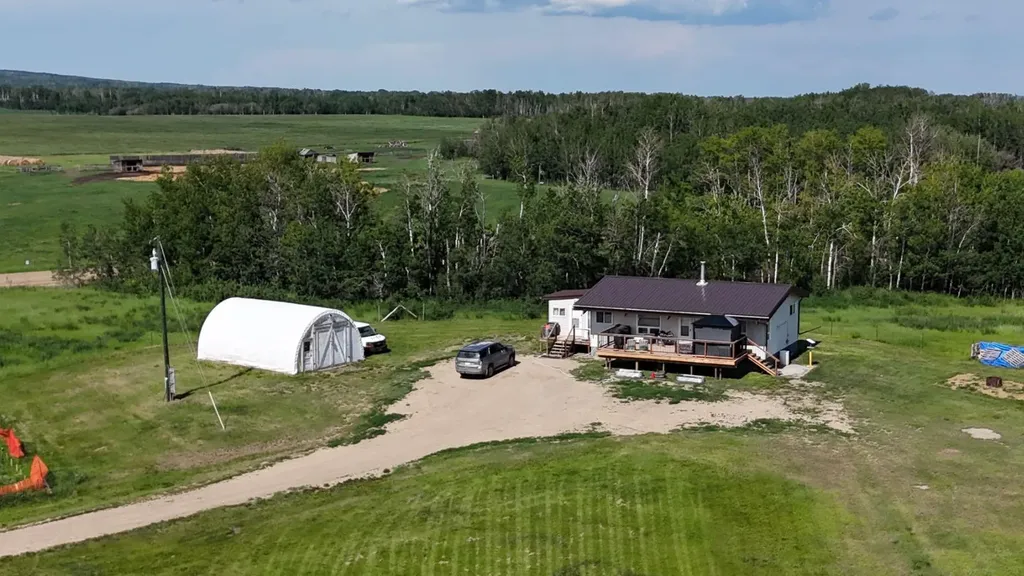 32063A 742 Township Teepee Creek AB T0H 0G0