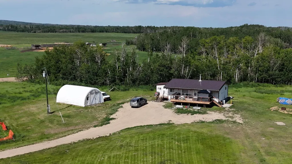 32063A 742 Township Teepee Creek AB T0H 0G0