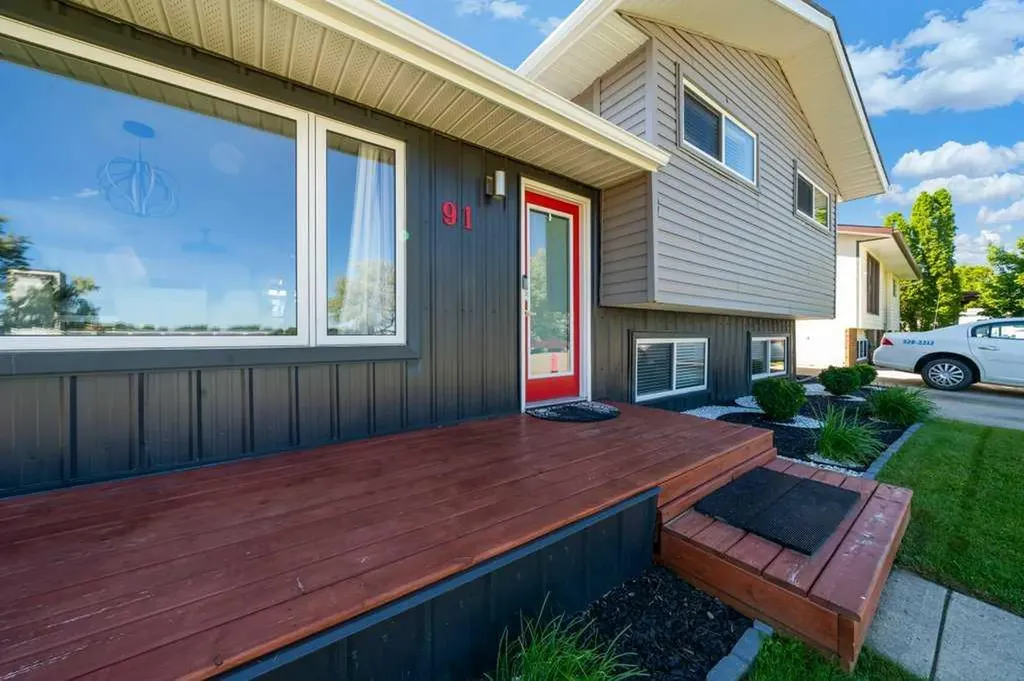 91 Markwick Drive SE Medicine Hat AB T1A 7N9