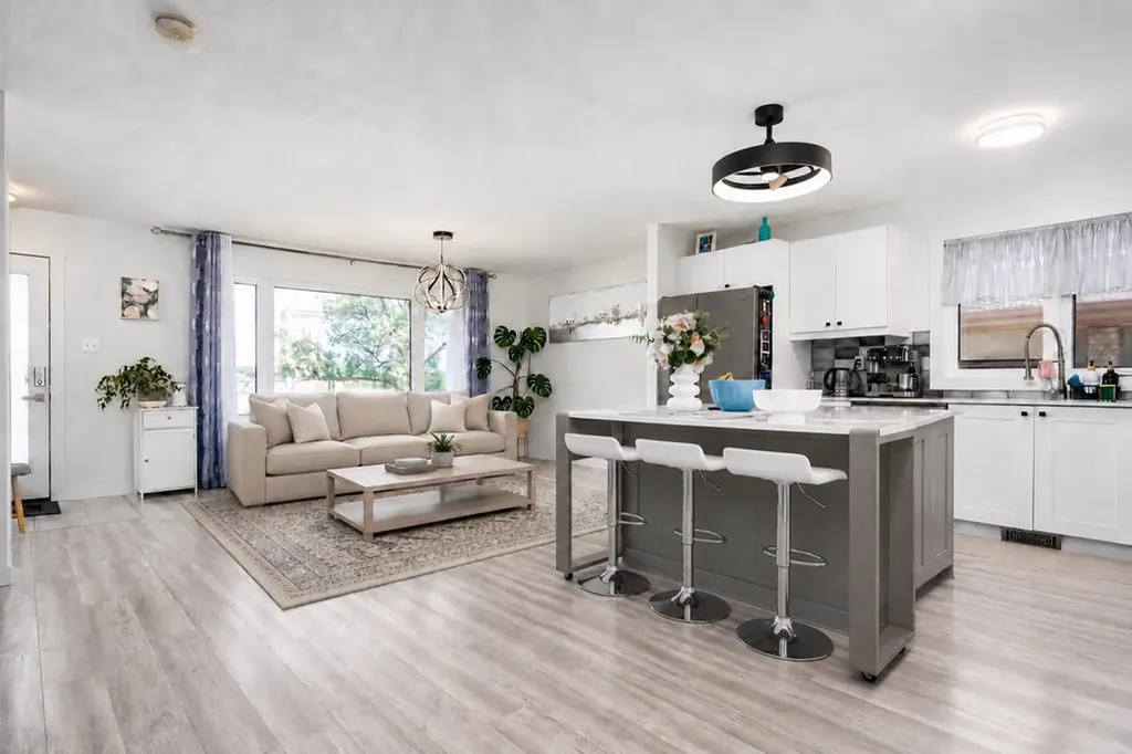 91 Markwick Drive SE Medicine Hat AB T1A 7N9
