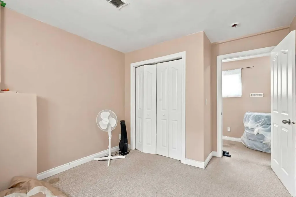 20 Saddlefield Road NE Calgary AB T3J4Z8