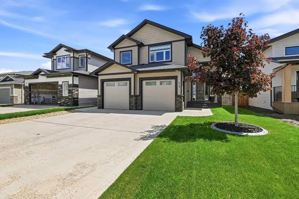 73 Maclean Close Blackfalds AB T4M 0H4