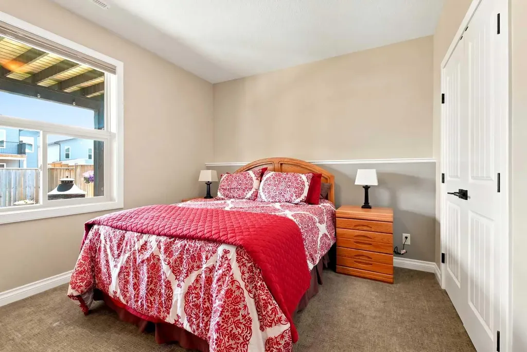 73 Maclean Close Blackfalds AB T4M 0H4