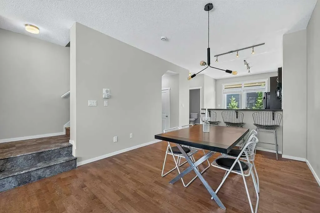 48 Kinlea Common NW Calgary AB T3R 0S2