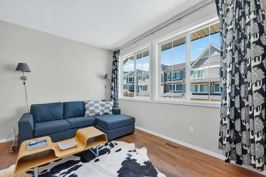 48 Kinlea Common NW Calgary AB T3R 0S2