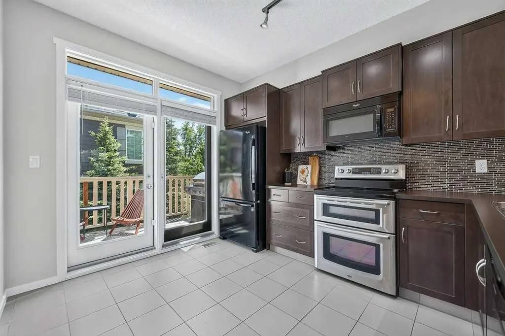 48 Kinlea Common NW Calgary AB T3R 0S2
