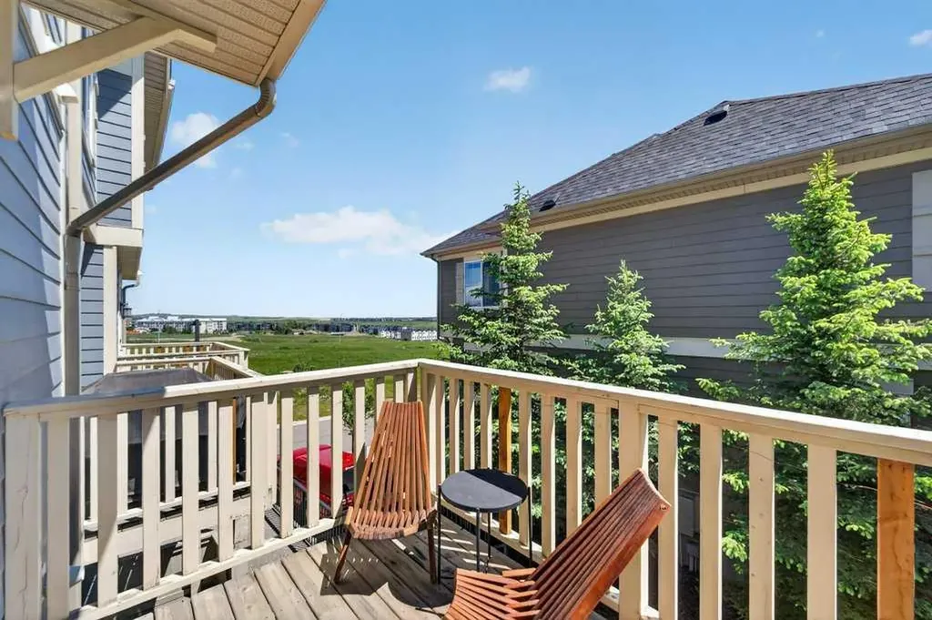 48 Kinlea Common NW Calgary AB T3R 0S2