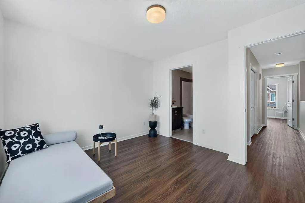 48 Kinlea Common NW Calgary AB T3R 0S2
