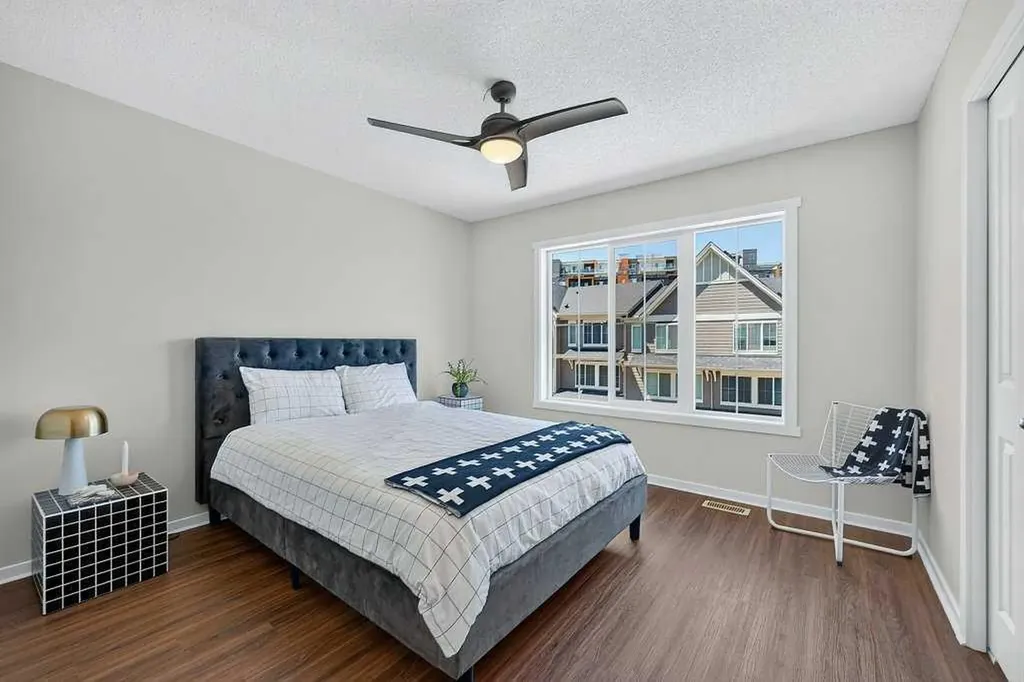 48 Kinlea Common NW Calgary AB T3R 0S2