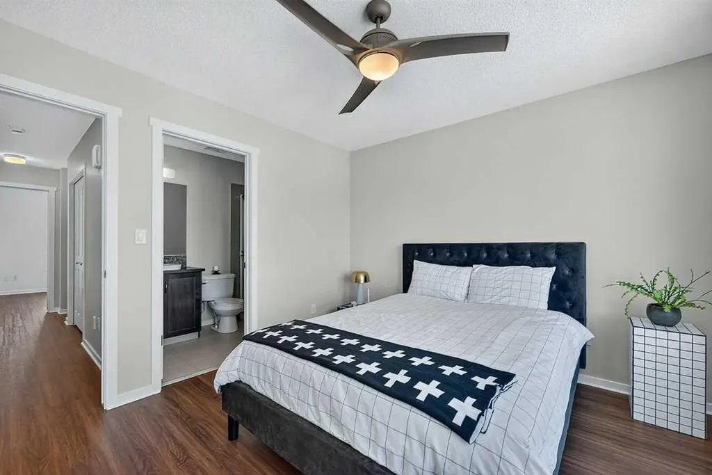 48 Kinlea Common NW Calgary AB T3R 0S2
