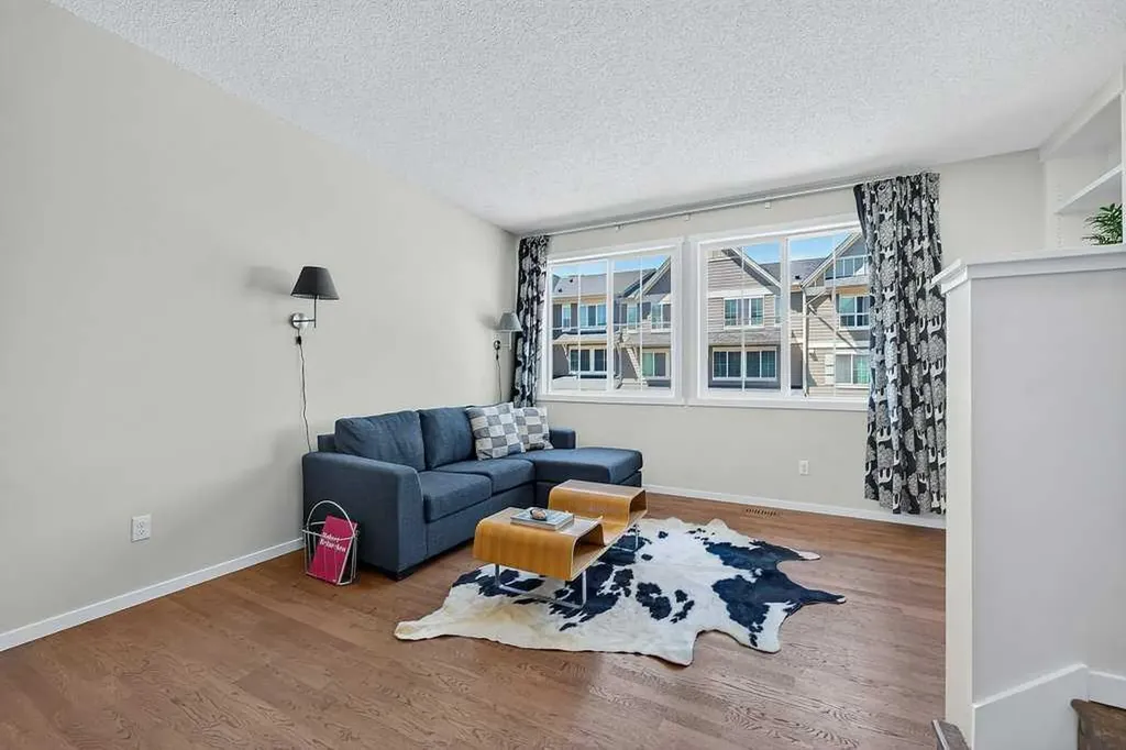 48 Kinlea Common NW Calgary AB T3R 0S2