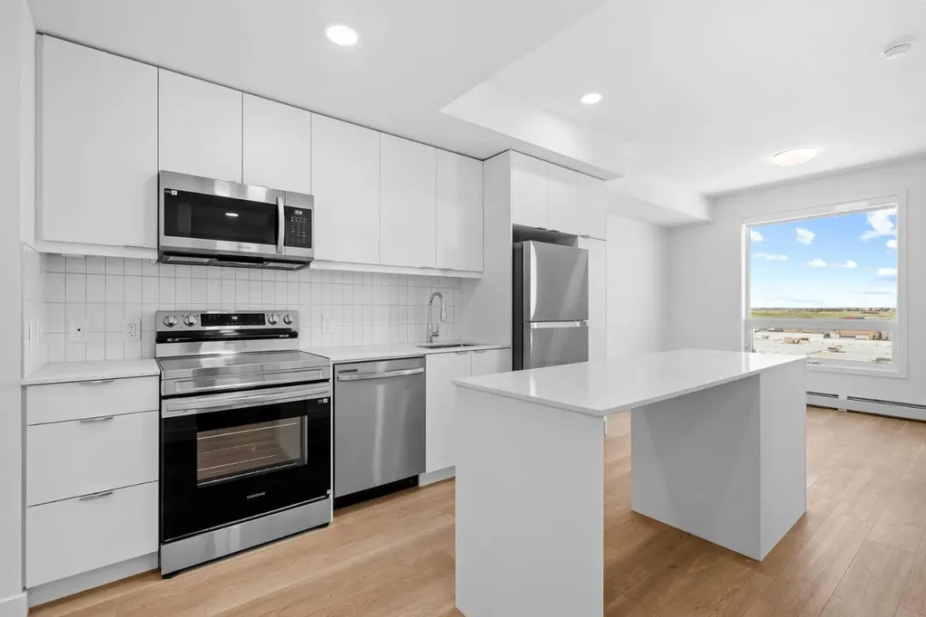 8500 19 Avenue SE Calgary AB T2A 0M8