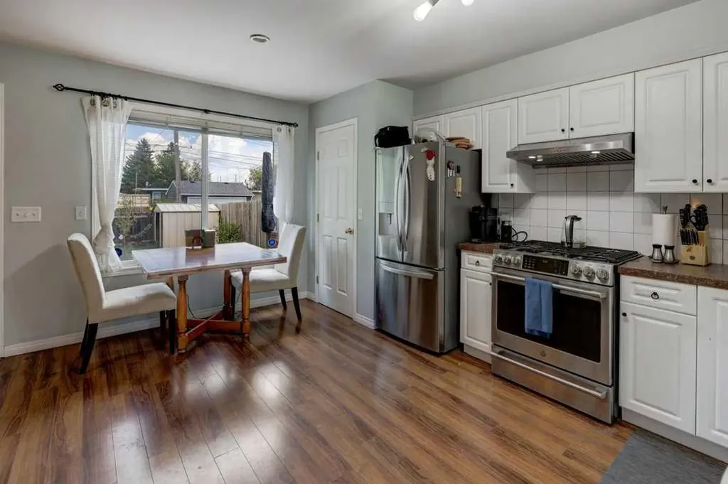 8034 24 Street SE Calgary AB T2C 0Z3
