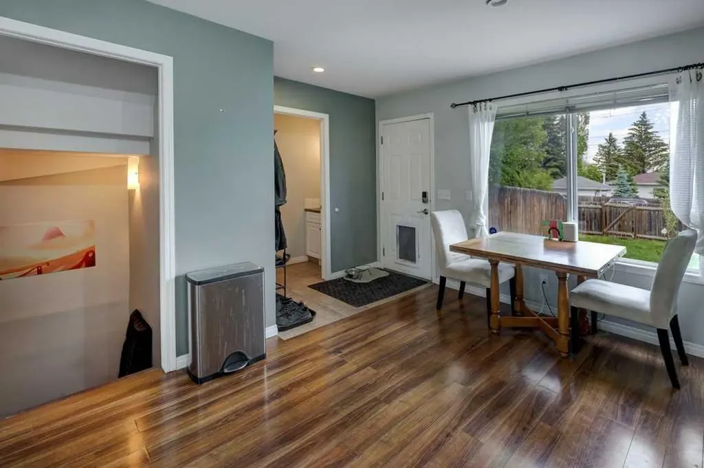 8034 24 Street SE Calgary AB T2C 0Z3