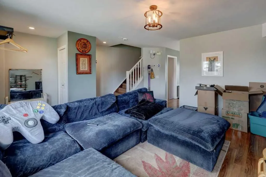 8034 24 Street SE Calgary AB T2C 0Z3