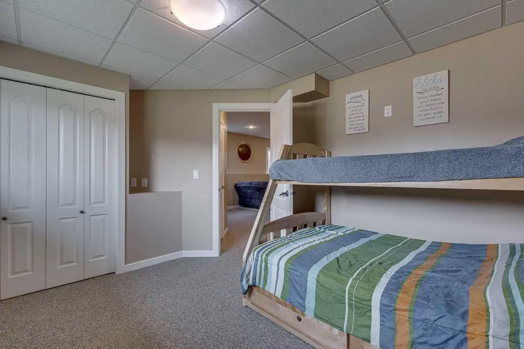74 Mackenzie Crescent Lacombe AB T4L 0B3