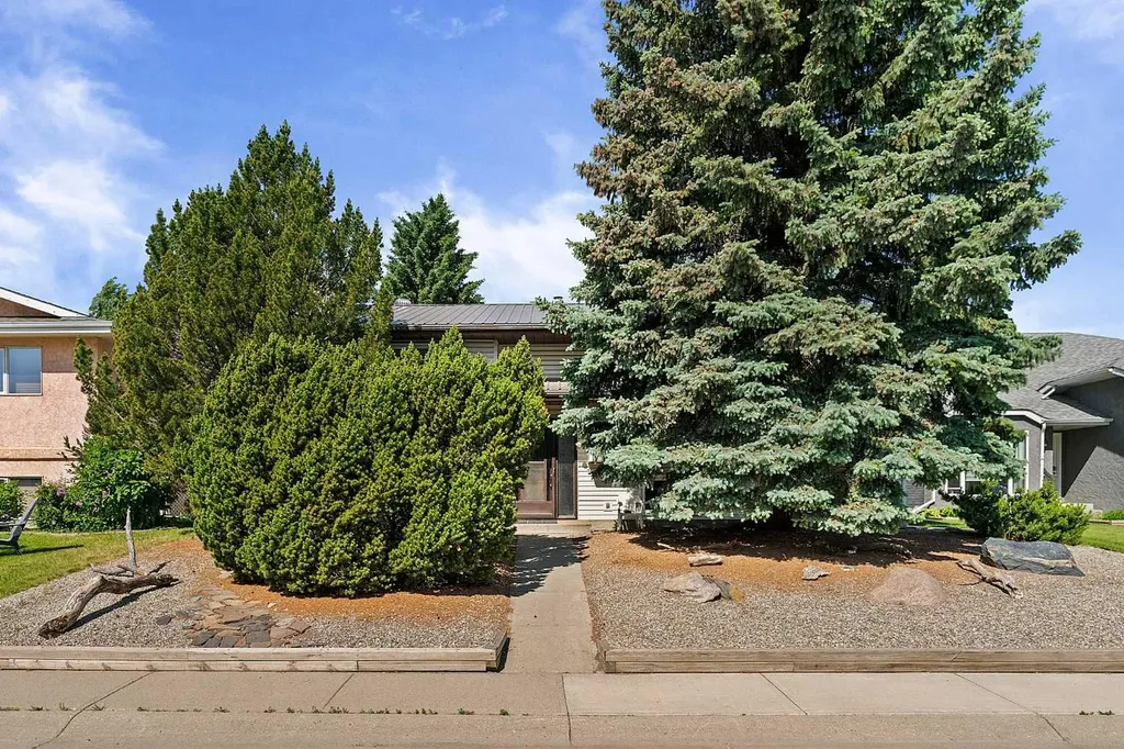 905 6 Street SE High River AB T1V1K3