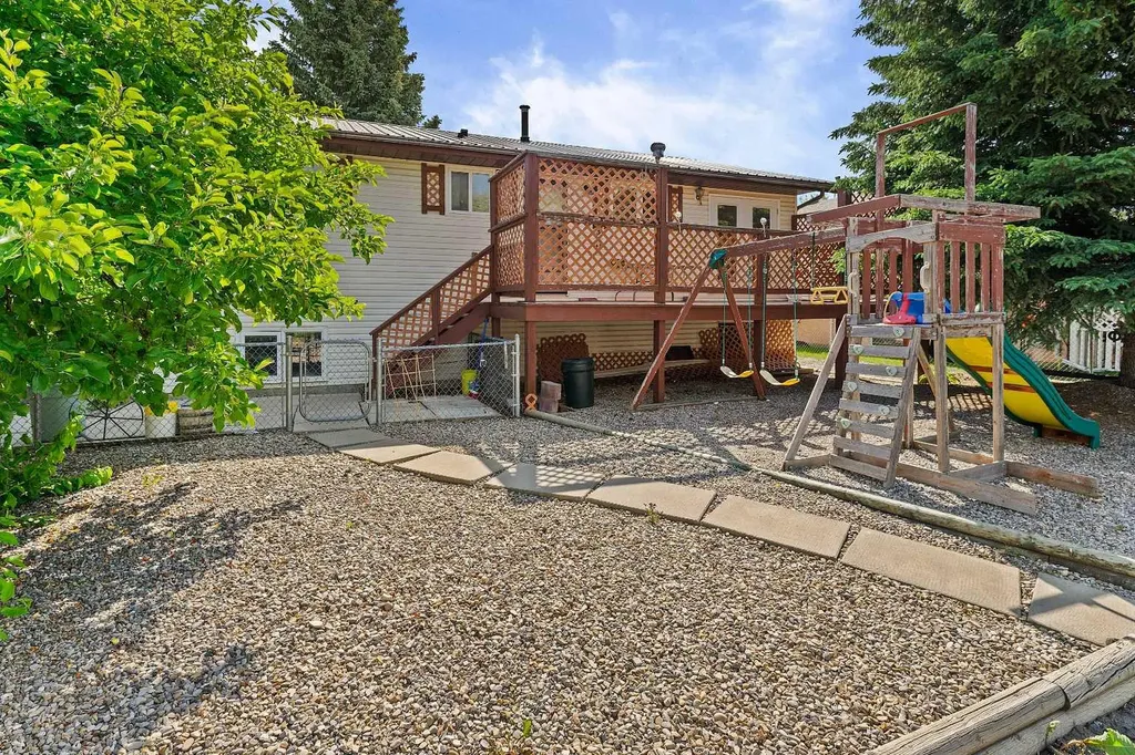 905 6 Street SE High River AB T1V1K3