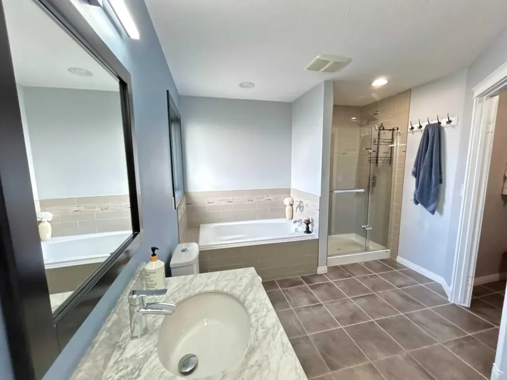 938 Manor Place SE Redcliff AB T0J 2P0