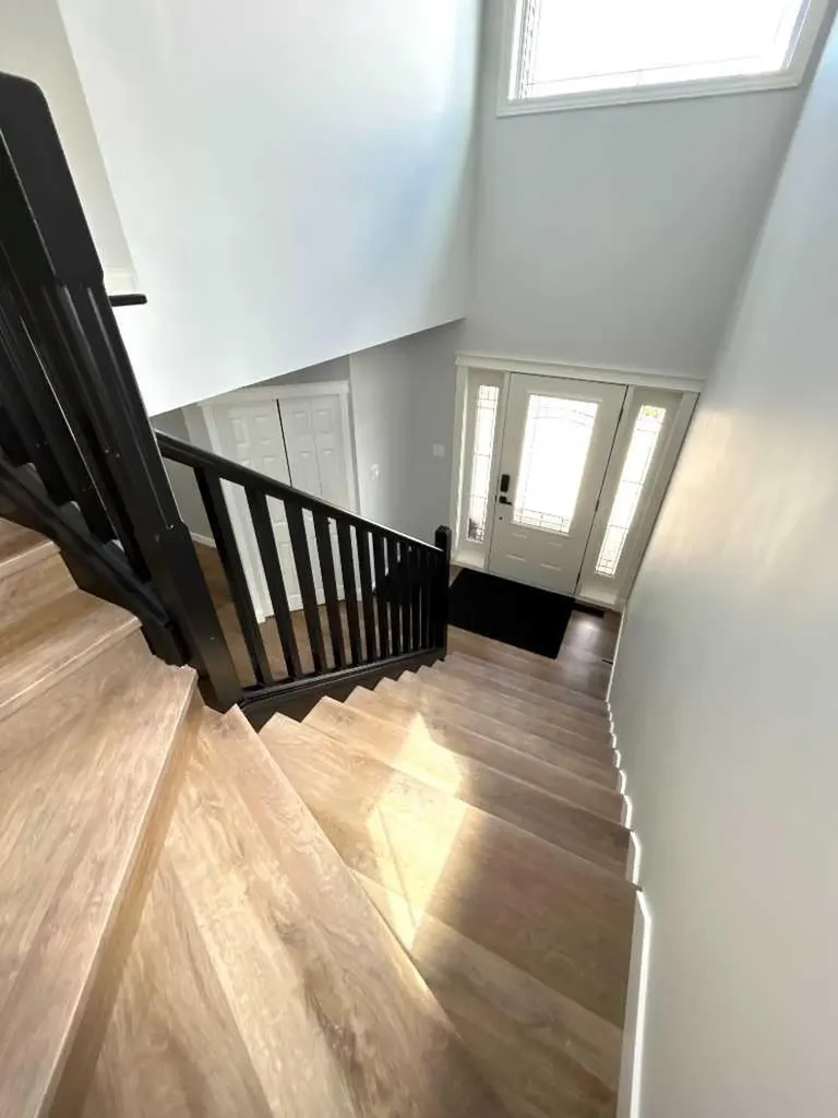 938 Manor Place SE Redcliff AB T0J 2P0