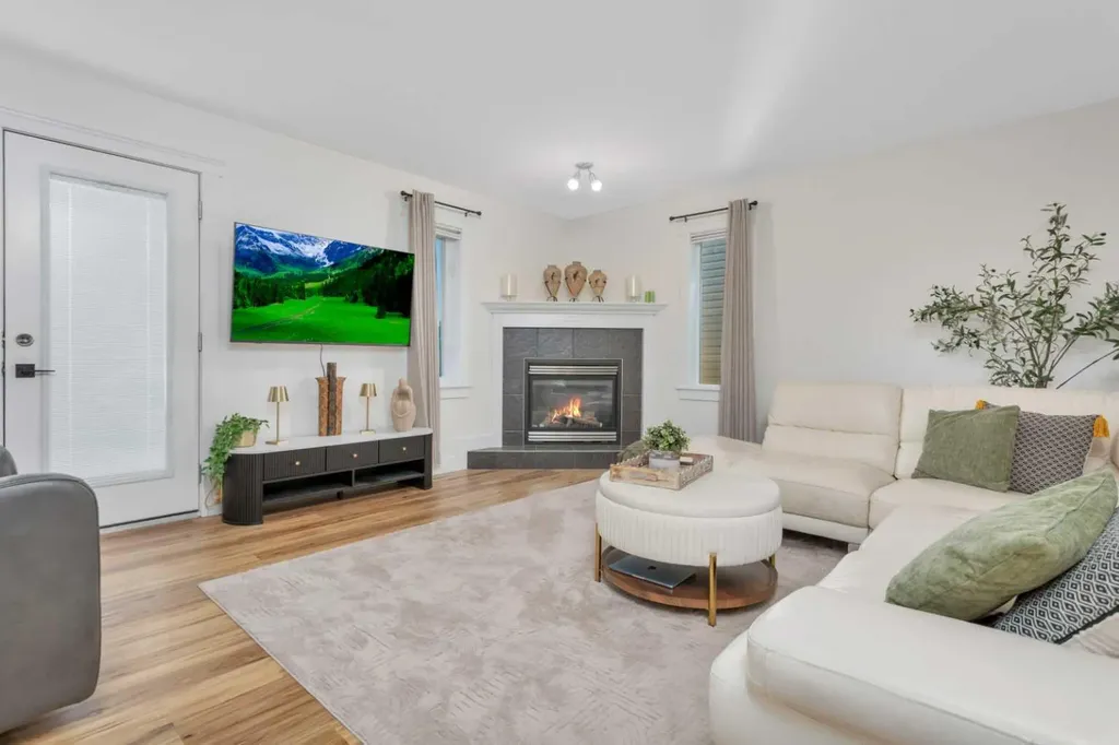 111 Reichley Street Red Deer AB T4P 3X8