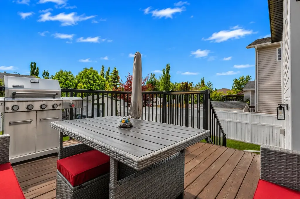 111 Reichley Street Red Deer AB T4P 3X8