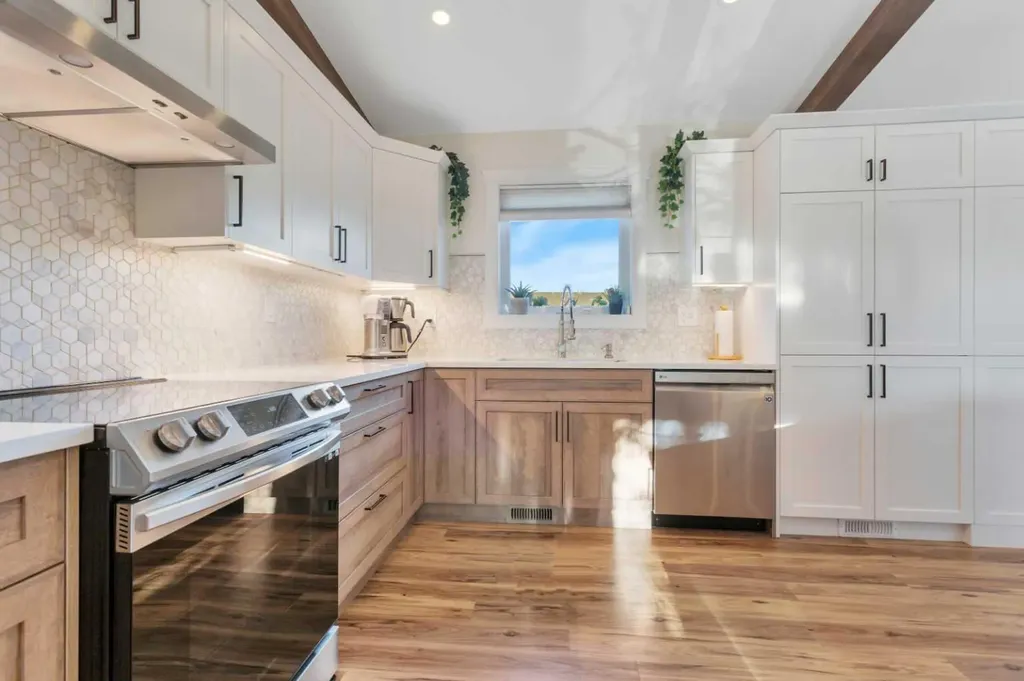 111 Reichley Street Red Deer AB T4P 3X8