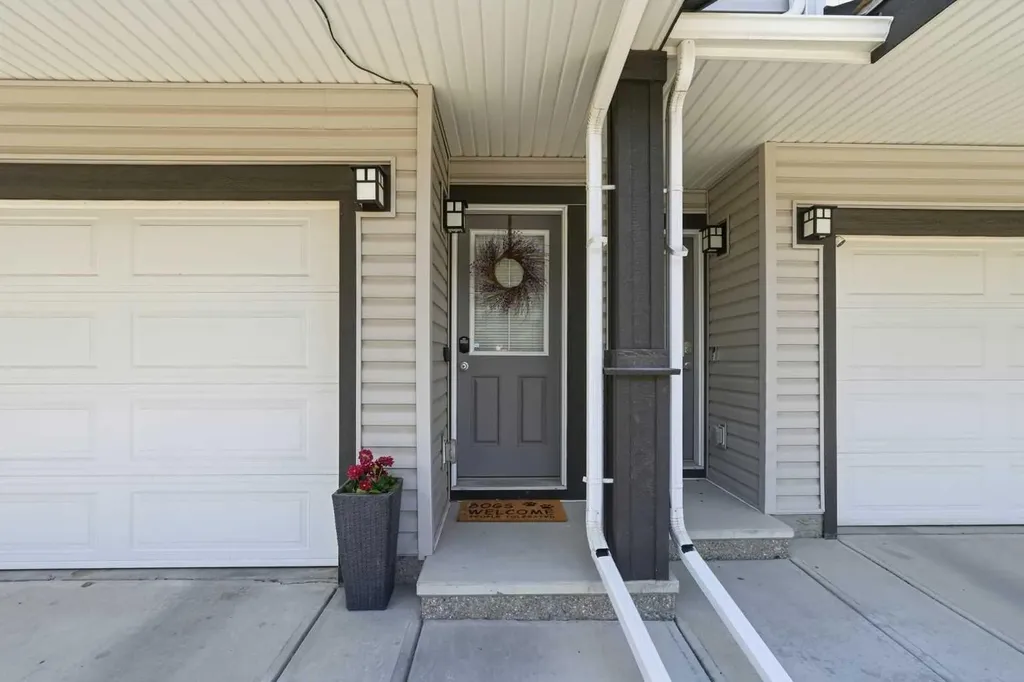 29 Legacy Path SE Calgary AB T2X 4H9