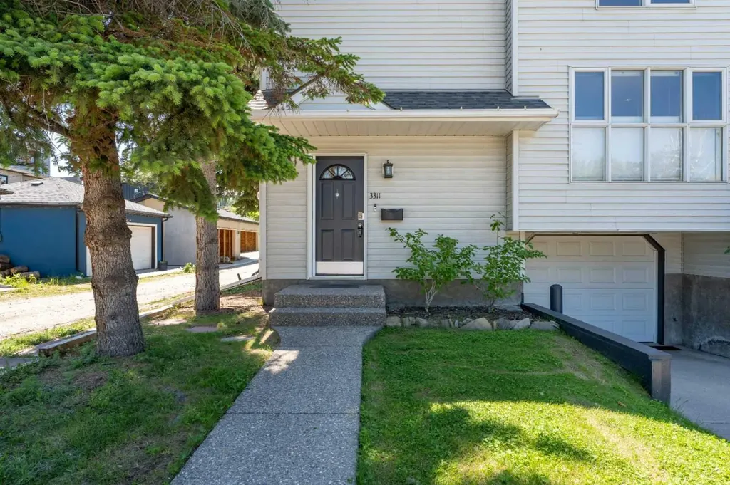 3311 5 Avenue NW Calgary AB T2N 4T5