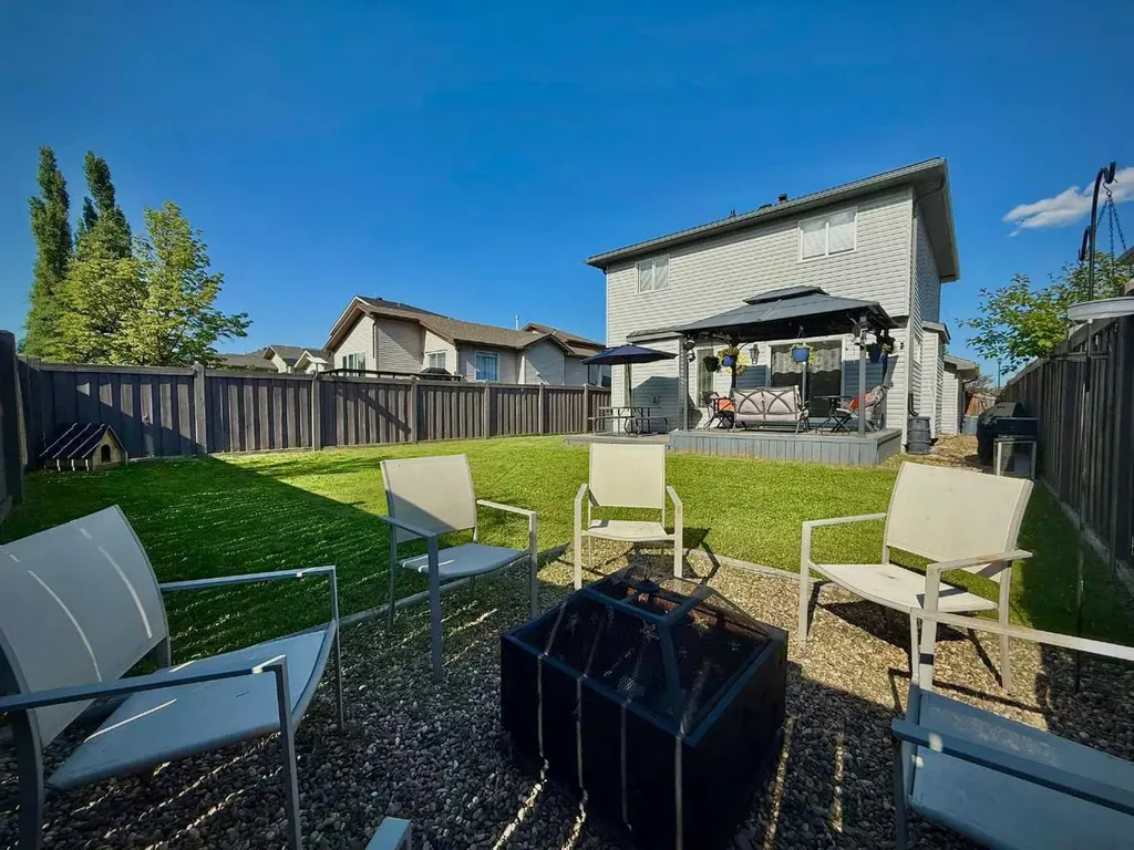 6006 87a Street Grande Prairie AB T8W 2X2