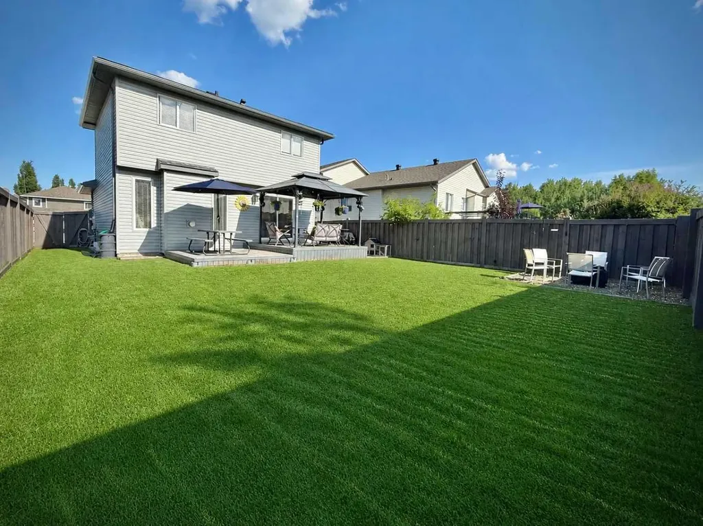 6006 87a Street Grande Prairie AB T8W 2X2