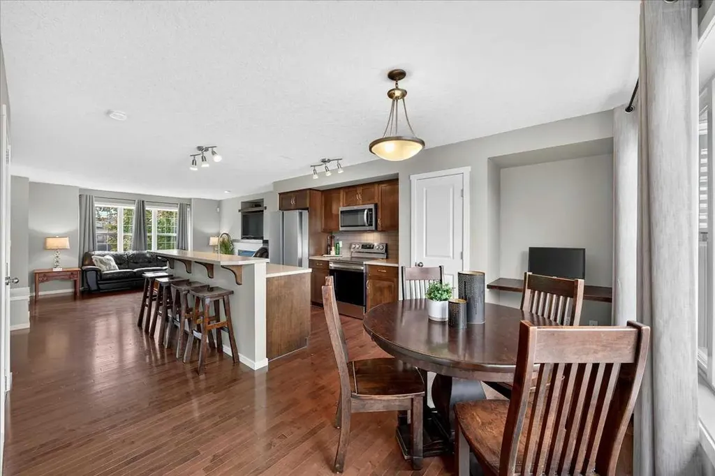 483 Silverado Plains Circle SW Calgary AB T2X 0H3