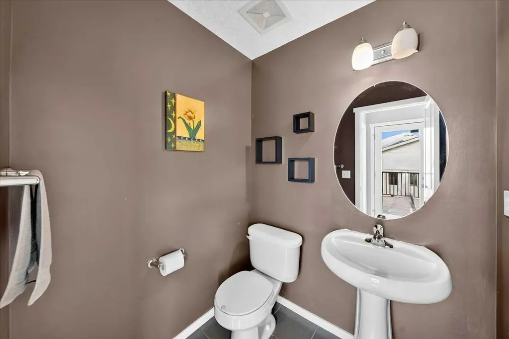 483 Silverado Plains Circle SW Calgary AB T2X 0H3
