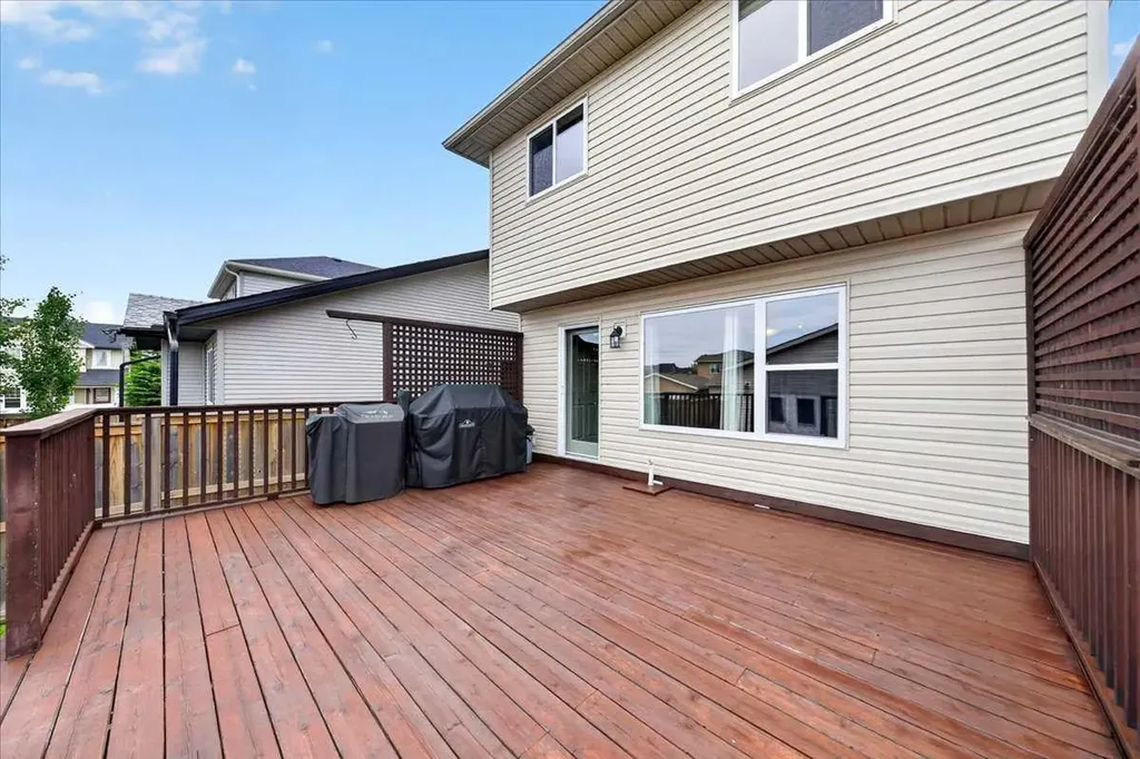 483 Silverado Plains Circle SW Calgary AB T2X 0H3