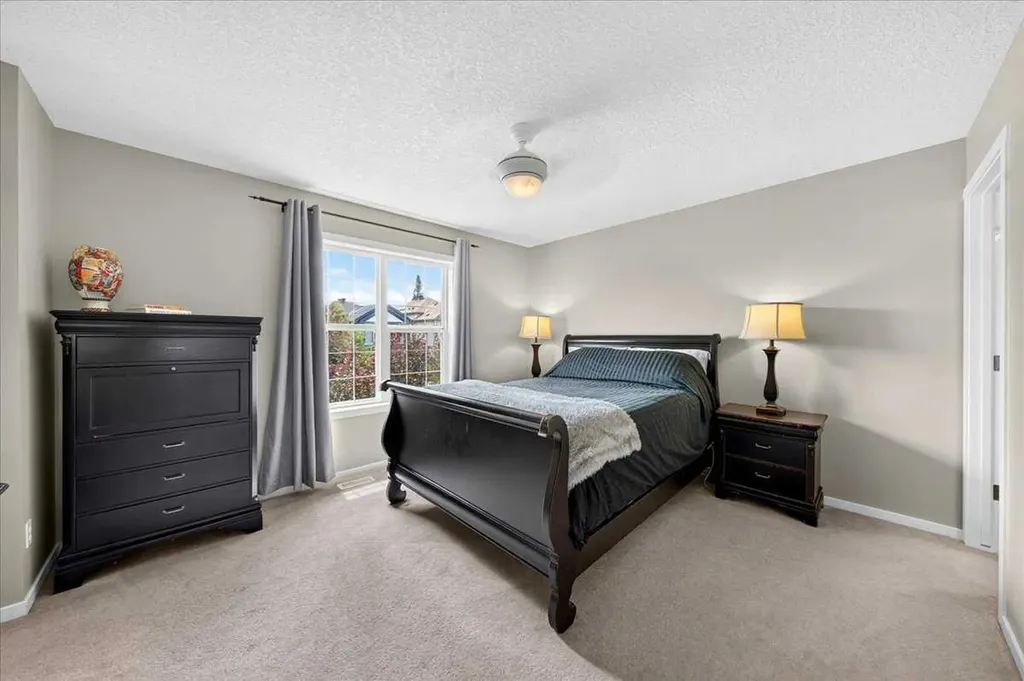 483 Silverado Plains Circle SW Calgary AB T2X 0H3