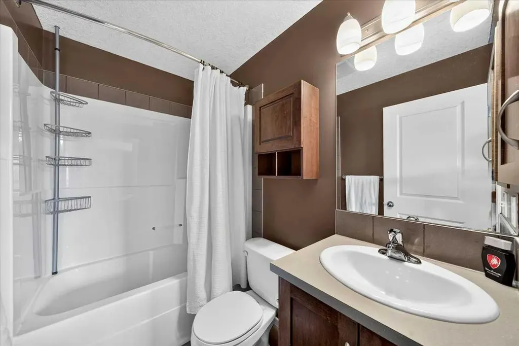 483 Silverado Plains Circle SW Calgary AB T2X 0H3