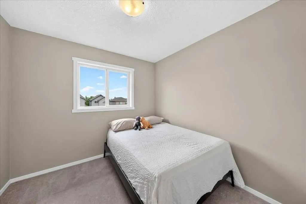 483 Silverado Plains Circle SW Calgary AB T2X 0H3