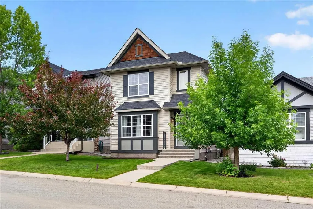 483 Silverado Plains Circle SW Calgary AB T2X 0H3