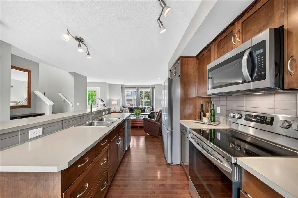 483 Silverado Plains Circle SW Calgary AB T2X 0H3