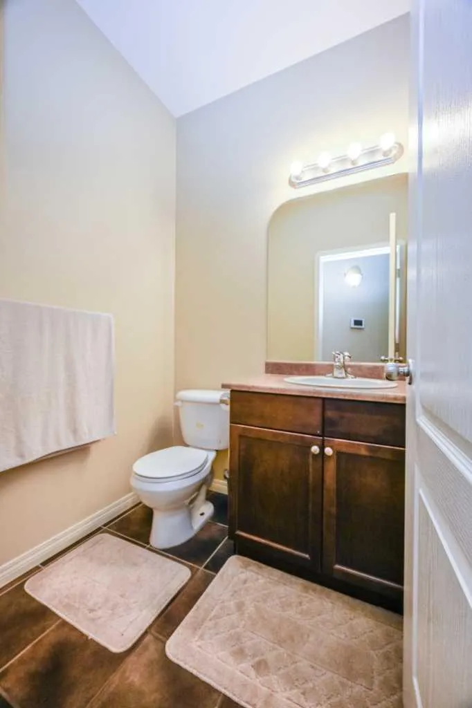 8841 Lakeland Drive Grande Prairie AB T8X 1V8